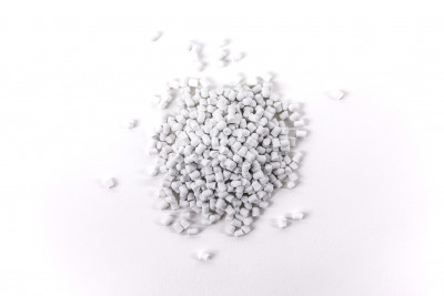 Měkčené PVC granule od společnosti West-Chemie